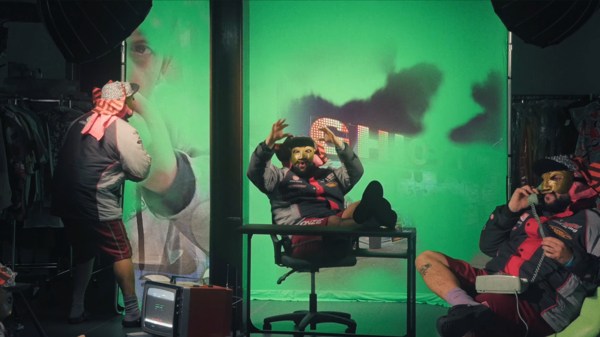 Copertina del videoclip Gato Tomato, Crookers - Tassa